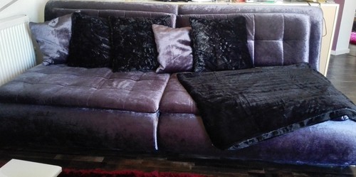 New look design - new, couch